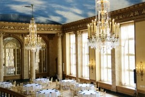 Modern Style at the Historic Marriott Syracuse Hotel Downtown