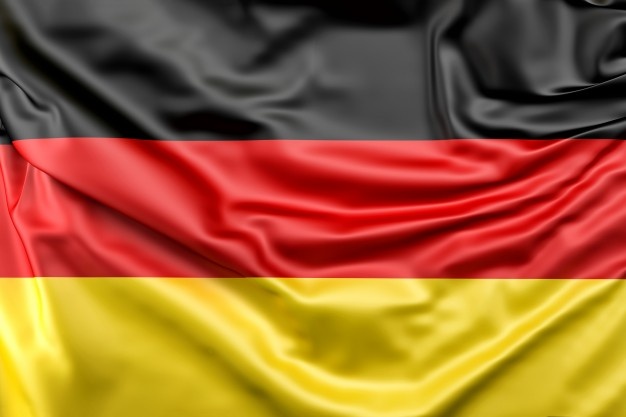 Lassen sich deutsche Hersteller finden, die ein Wimpernserum online verkaufen