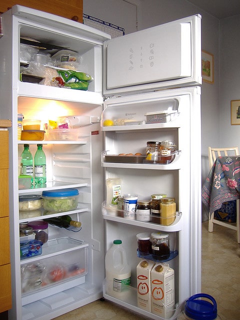 Kitchen Tips: Taking Care of Fridge Freezers