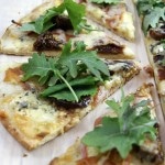 fig blue cheese and apple pizza