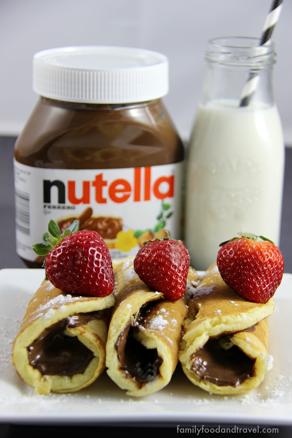Nutella Pancake Rollups - the perfect way to change your pancakes and take them to the next level. Easy to make and delicious to eat. 