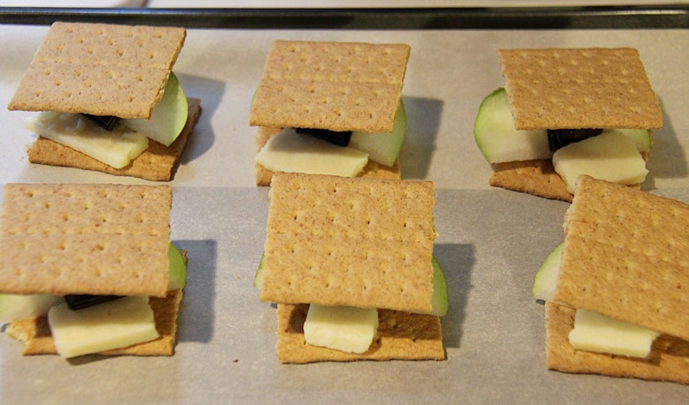 Pear and Cheddar Cheese Smores