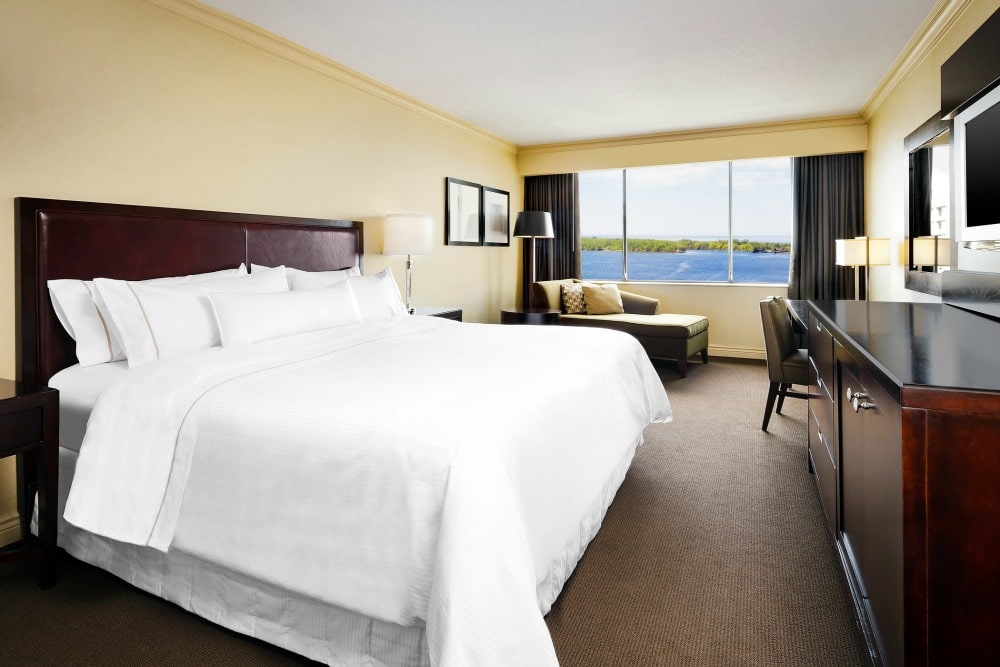 Westin Harbour Castle King Lakeview Room