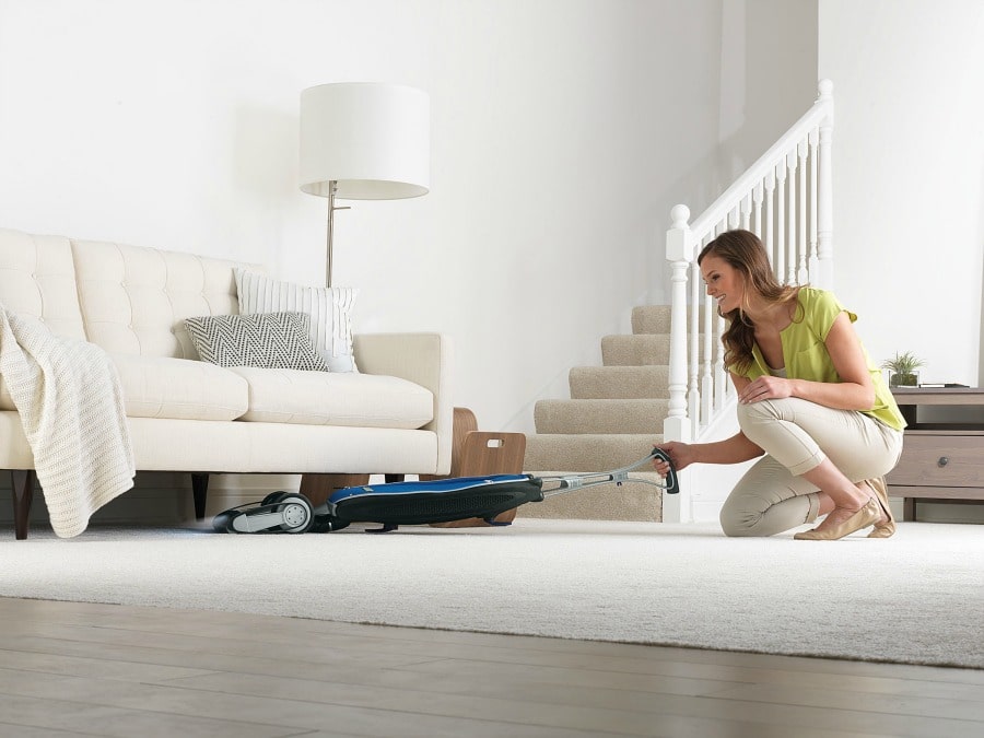 Easy Cleaning with the Oreck Magnesium RS Vacuum