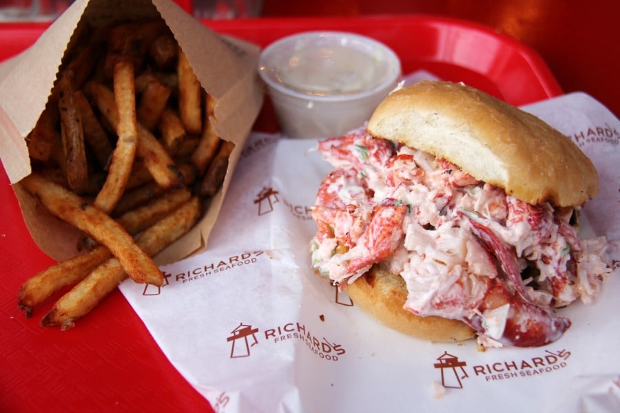 Lobster Roll Richard's Seafood Brackley Beach PEI