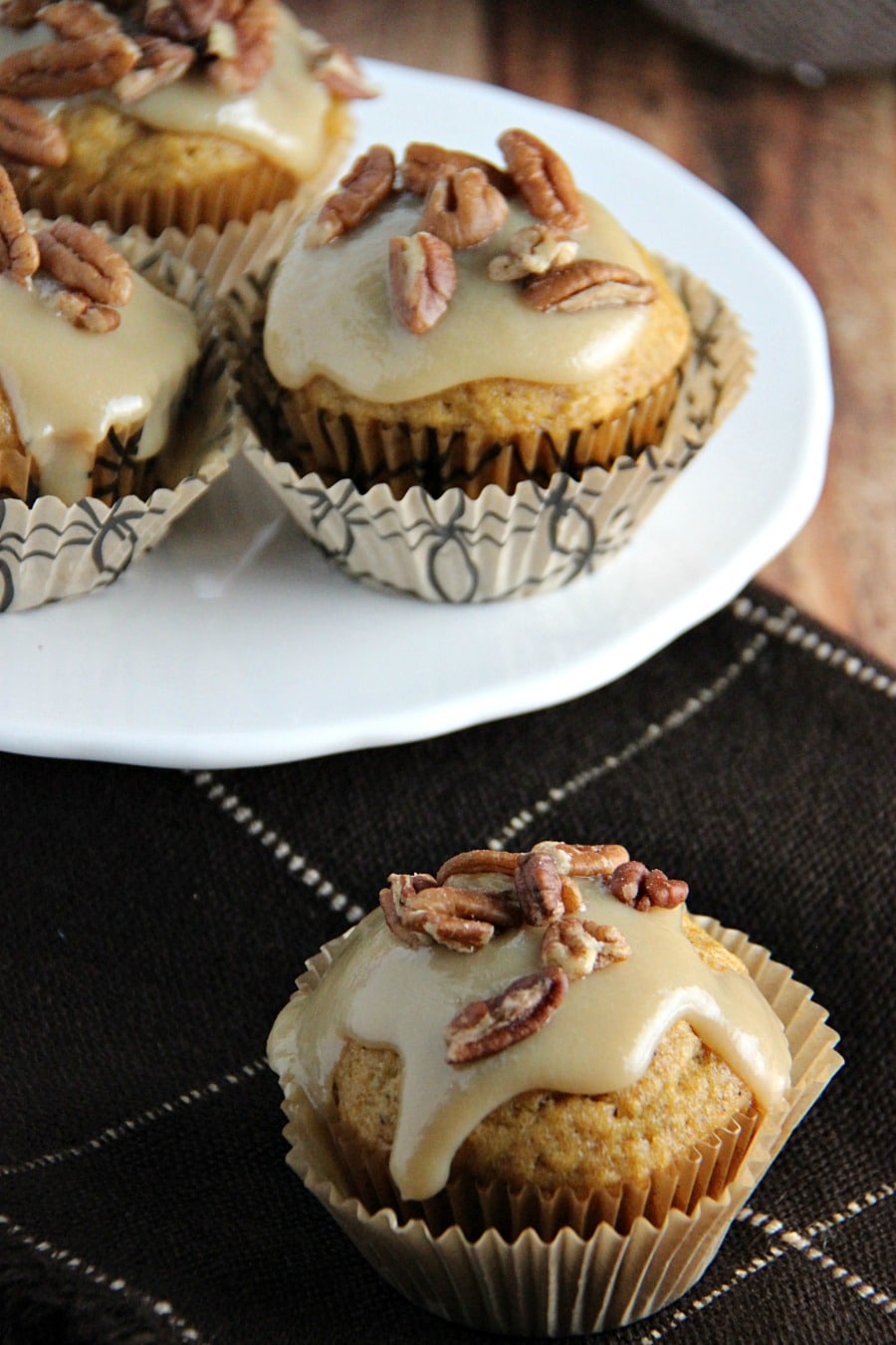 Pumpkin Muffins with Caramel Pecan Topping