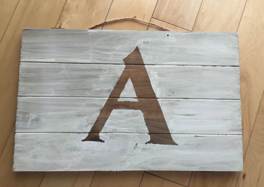 DIY Personalized Wooden Sign