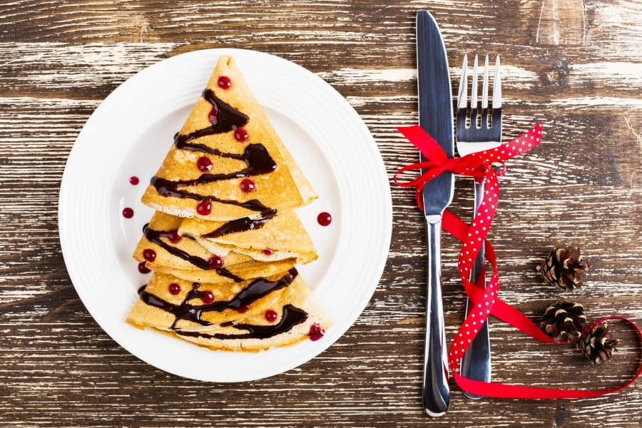 How to host a Holiday Brunch with Christmas Tree Crepes