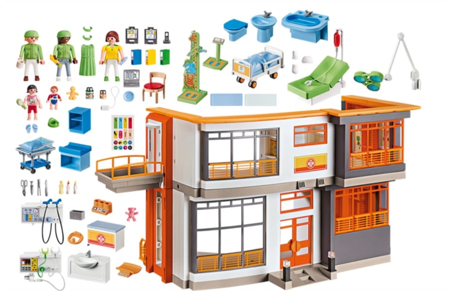 Imaginative Play with Playmobil 