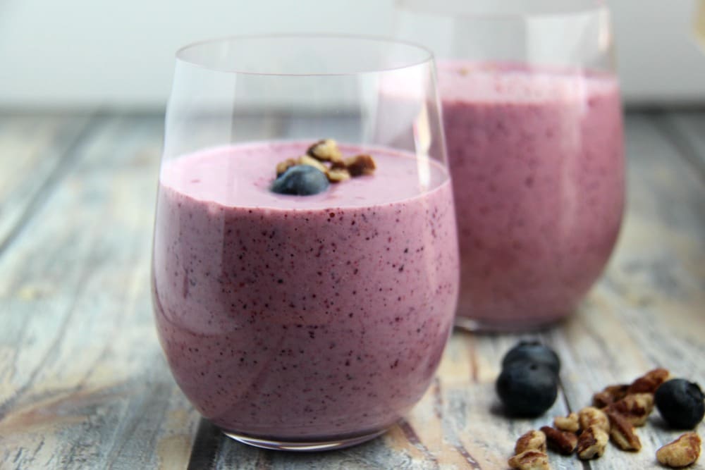 Fruit Nut and Oatmeal Smoothie