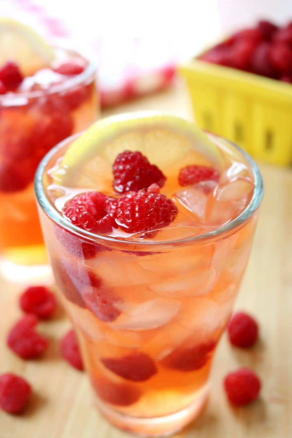 Homemade Raspberry Iced Tea Recipe 