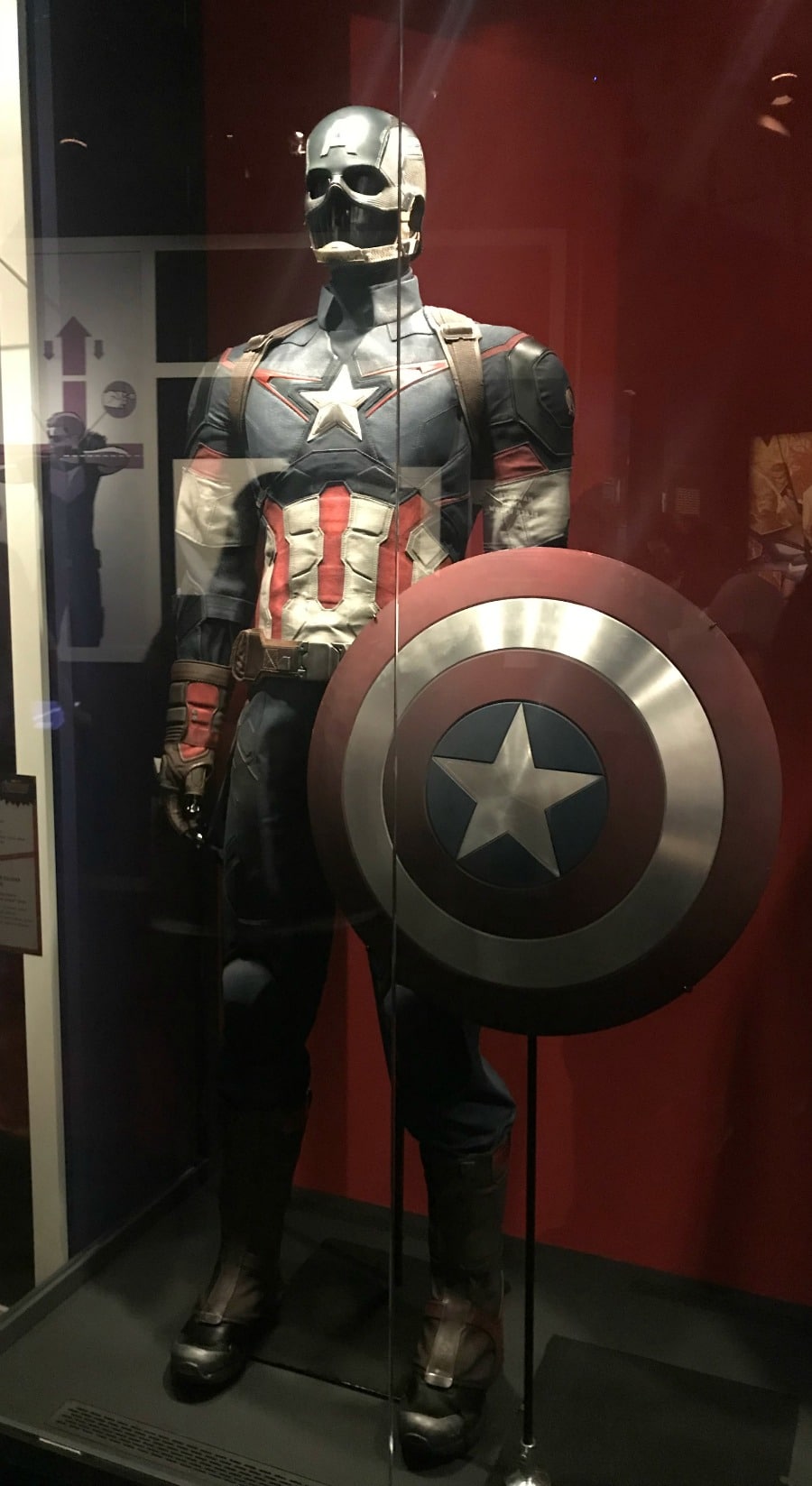 Captain America costume Marvel Universe