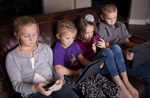 Clever Ways to Limit Screen Time (Children, Teens and Adults)