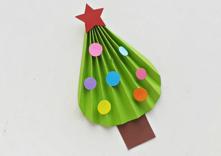 Kids Christmas Tree Craft 