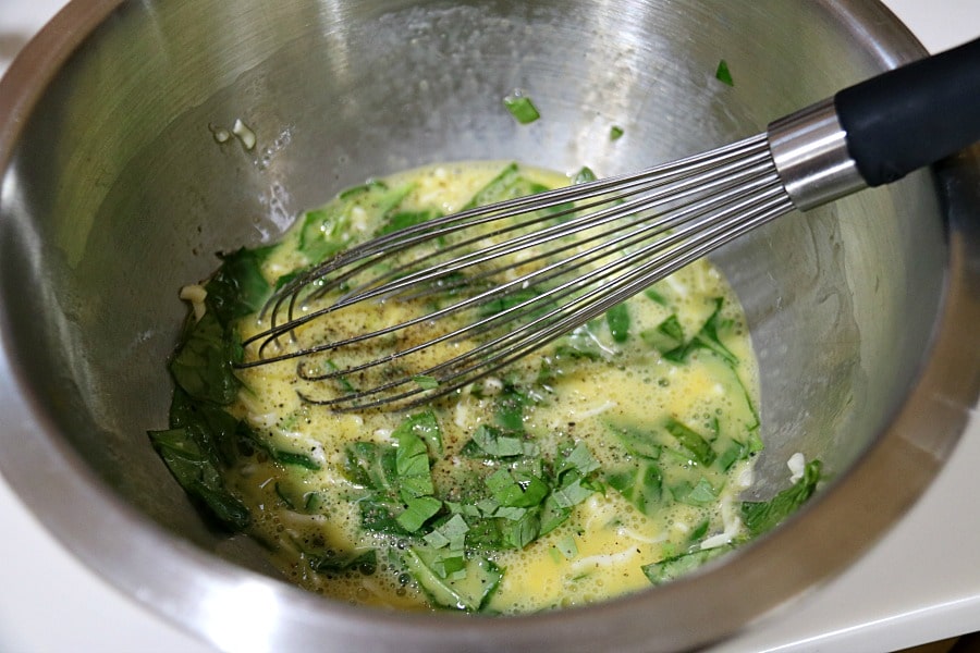 Mixing Easy Spinach Omelette Recipe 