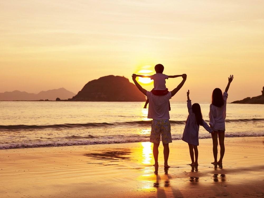 Family Beach Vacation at the ocean 